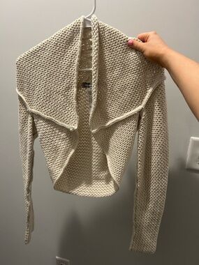 Urban Outfitters Cream Cropped Open-Front Knit Shrug
